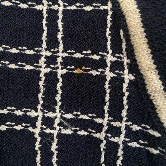 St John Collection Vintage Blue/ White Windowpane Plaid Knit Button Sweater 10 - Picture 6 of 6